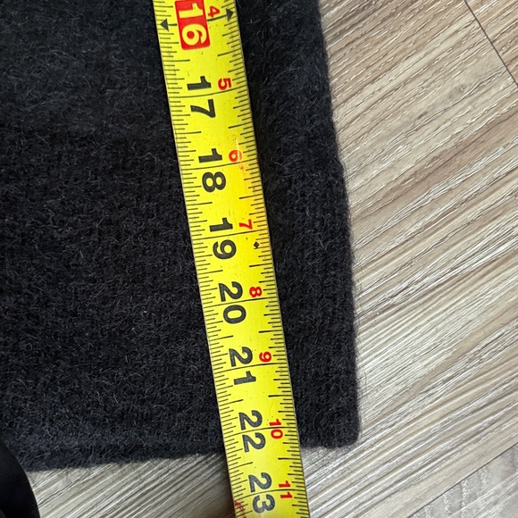 & Other Stories Mohair/Wool Blend Black Button-Up Cardigan Sz: M - Picture 10 of 10